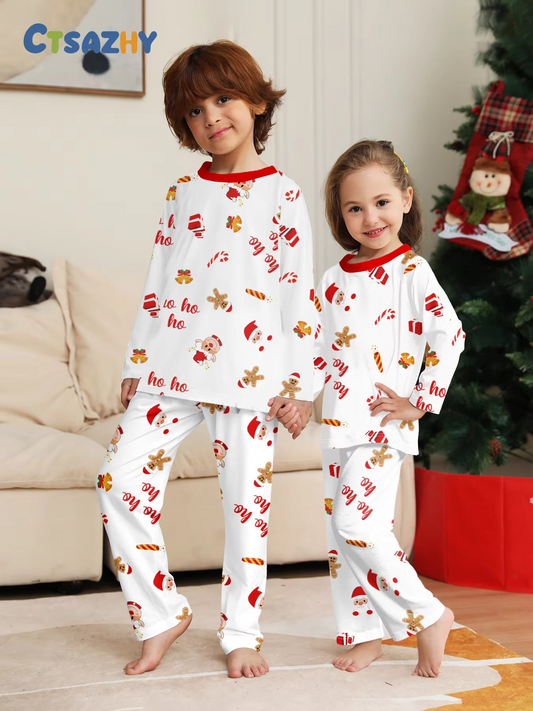 "Merry Christmas" Slogan with Polar Bear Motifs, Warm & Snug