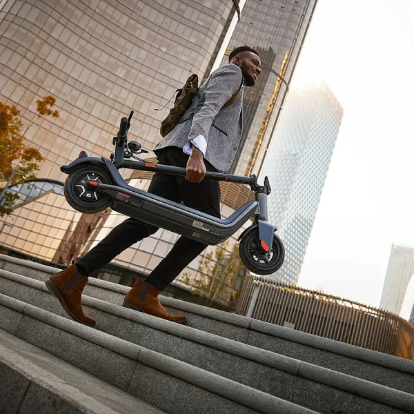 NIU - KQi3 Pro Foldable Electric Kick Scooter w/ 31 mi Max Operating Range & 20 mph Max Speed - Black - Image 2